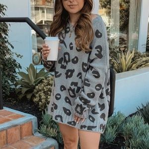 Grey cheetah sweater size Small